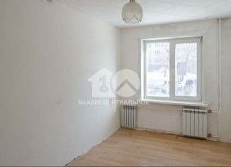 Продаю 4-комнатную квартиру, 70 м2, Новосибирск, улица Ключ-Камышенское Плато, 8