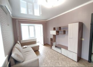 Продам 1-комнатную квартиру, 32 м2, Каменск-Шахтинский, Украинская улица, 56А