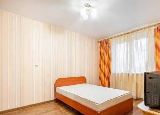 Продам 2-комнатную квартиру, 54 м2, Краснодар, улица имени Тургенева, 197