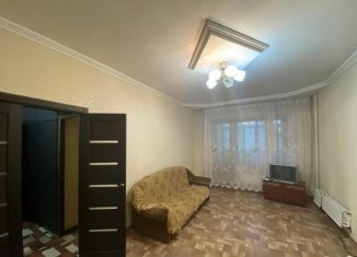Продается трехкомнатная квартира, 70 м2, Астрахань, Жилая улица, 10, Ленинский район