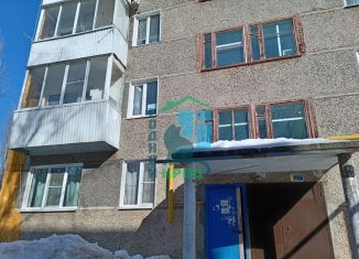 2-комнатная квартира на продажу, 35.9 м2, поселок городского типа Междуреченск, улица ЖБК, 12