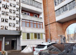 Сдается в аренду однокомнатная квартира, 36 м2, Калужская область, улица Курчатова, 54
