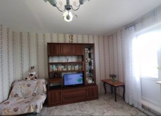 Продажа 2-комнатной квартиры, 51.8 м2, поселок городского типа Бачатский, Комсомольская улица, 53