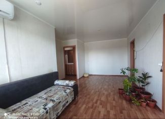 Продам двухкомнатную квартиру, 45 м2, Саратовская область, Минская улица, 31