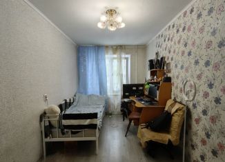 Трехкомнатная квартира на продажу, 59 м2, Новосибирск, улица Есенина, 61, метро Золотая Нива