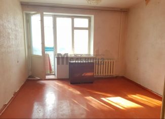 Продается двухкомнатная квартира, 51 м2, Волгоградская область, улица Вершинина, 24