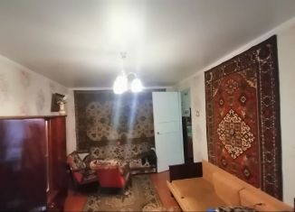 Продажа 2-комнатной квартиры, 55 м2, Шахты, проспект Победа Революции, 107