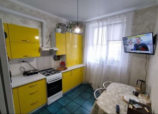Продается 2-ком. квартира, 49 м2, Ставропольский край, улица Михаила Калашникова, 39