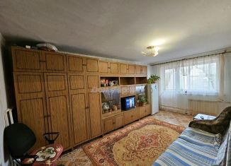 Продажа 3-комнатной квартиры, 61.7 м2, Новокузнецк, улица Клименко