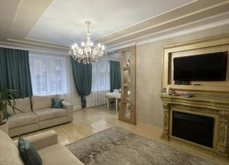 Сдается двухкомнатная квартира, 85 м2, Ставропольский край, улица Орджоникидзе, 84к2