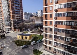 Продается трехкомнатная квартира, 80 м2, Новороссийск, проспект Дзержинского, 247