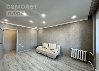 Продажа 3-комнатной квартиры, 70.6 м2, Оренбургская область, Степная улица, 118