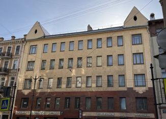 Продается трехкомнатная квартира, 88.6 м2, Санкт-Петербург, Большой проспект Петроградской стороны, 33, муниципальный округ Кронверкское
