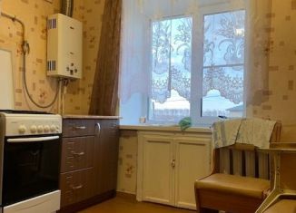 Продается 2-комнатная квартира, 42 м2, деревня Середняя, улица Филиппова, 6