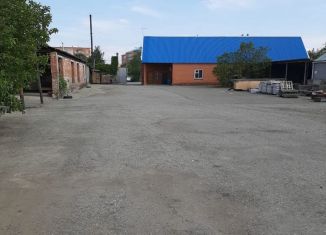 Сдача в аренду машиноместа, 30 м2, Краснодарский край, улица Глущенко, 45