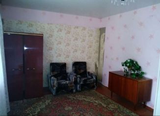 Продается 3-комнатная квартира, 65 м2, село Бахта, Советская улица, 2
