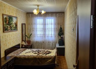 Продам трехкомнатную квартиру, 60.5 м2, Нижний Новгород, Комсомольская площадь, 2к2, метро Ленинская