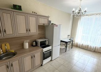 Сдам 1-ком. квартиру, 45 м2, Апрелевка, ЖК Весна, Ясная улица, 6