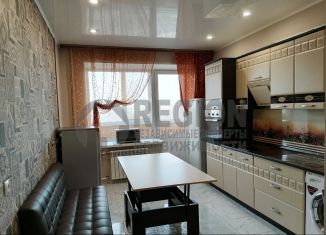 Продается 2-комнатная квартира, 85.5 м2, Абакан, улица Некрасова, 45