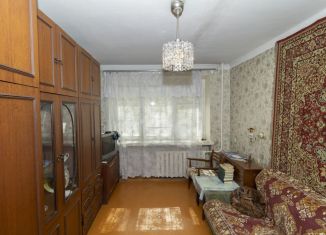 Продажа 3-ком. квартиры, 53.7 м2, Тюменская область, улица Республики, 188