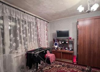 Продается однокомнатная квартира, 31.4 м2, село Угра, улица Ленина, 26