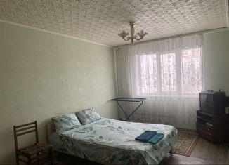 Сдача в аренду 1-ком. квартиры, 32 м2, Клин, улица Дзержинского, 16