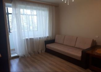 Сдаю 1-ком. квартиру, 33 м2, Новороссийск, улица Куникова, 54