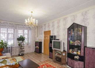 Продается 3-комнатная квартира, 82 м2, Екатеринбург, улица Бакинских Комиссаров, 23, метро Уралмаш