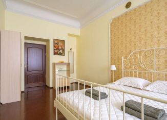 Сдается 2-комнатная квартира, 78 м2, Санкт-Петербург, Сапёрный переулок, 5, Центральный район