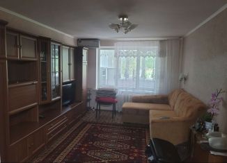 Продается трехкомнатная квартира, 60.3 м2, станица Каневская, улица Герцена