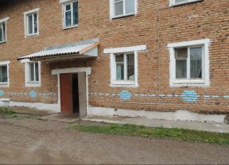 Продаю трехкомнатную квартиру, 60 м2, село Новоселово, улица Королёва, 1