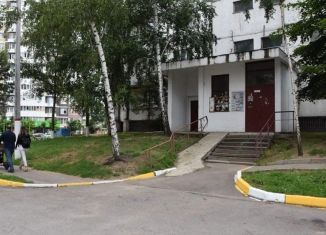 Сдается в аренду трехкомнатная квартира, 78 м2, деревня Островцы, Подмосковная улица, 23