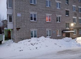 4-комнатная квартира на продажу, 62 м2, Горнозаводск, улица Гипроцемента, 38