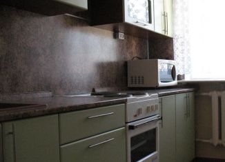 Сдам в аренду двухкомнатную квартиру, 65 м2, Москва, улица Большие Каменщики, 6с2, улица Большие Каменщики