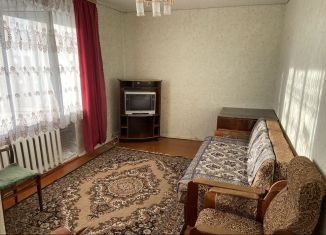 Сдаю двухкомнатную квартиру, 42 м2, село Верхнеяркеево, Коммунистическая улица, 32