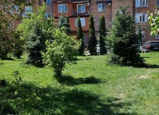 Сдается двухкомнатная квартира, 55 м2, Северная Осетия, улица Алихана Гагкаева, 9