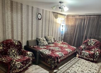 Сдаю 1-комнатную квартиру, 40 м2, Дагестан, улица Салаватова, 31