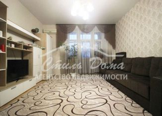 Продается трехкомнатная квартира, 82.1 м2, Волгоград, улица Качинцев, 114, район Кача