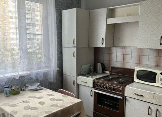 Сдача в аренду комнаты, 12 м2, Москва, район Тропарёво-Никулино, Никулинская улица, 23к2