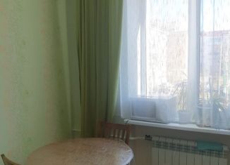 Продается двухкомнатная квартира, 67 м2, Октябрьский, улица Свердлова, 22