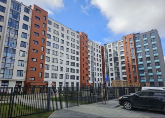 Трехкомнатная квартира на продажу, 78.5 м2, Калининград, Батальная улица, 65А