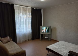 Сдам 2-комнатную квартиру, 56 м2, Усть-Илимск, улица Георгия Димитрова, 3