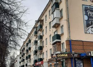 Сдается двухкомнатная квартира, 44 м2, Нижегородская область, улица 40 лет Октября, 2