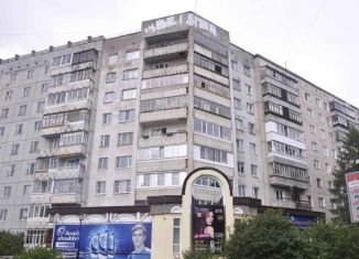 Продаю однокомнатную квартиру, 33 м2, Сыктывкар, Коммунистическая улица, 48, Юго-Западный район