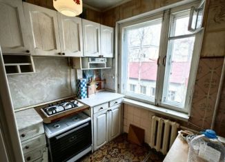 Продается трехкомнатная квартира, 49 м2, Тверская область, проспект Чайковского, 25