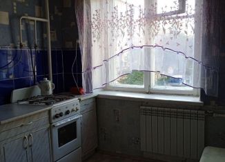 Сдаю однокомнатную квартиру, 30 м2, Челябинская область, улица 9 Мая, 38