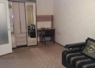 Сдам однокомнатную квартиру, 30 м2, Новочеркасск, улица Клещёва, 74