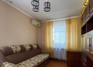 2-комнатная квартира в аренду, 60 м2, Крымск, улица Свердлова, 194