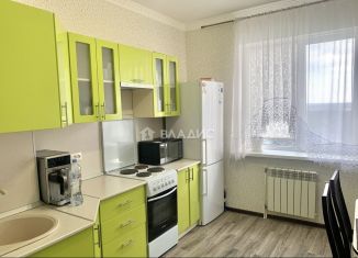 Продам 2-комнатную квартиру, 64.7 м2, Белгород, улица Шумилова, 8
