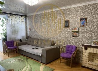 Продается трехкомнатная квартира, 70 м2, станица Ессентукская, улица Павлова, 6